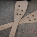 Spatule à trous